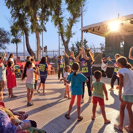 Glamping At Sardinia 럭셔리텐트 *