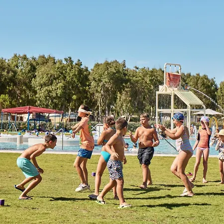 Glamping At Sardinia 럭셔리텐트